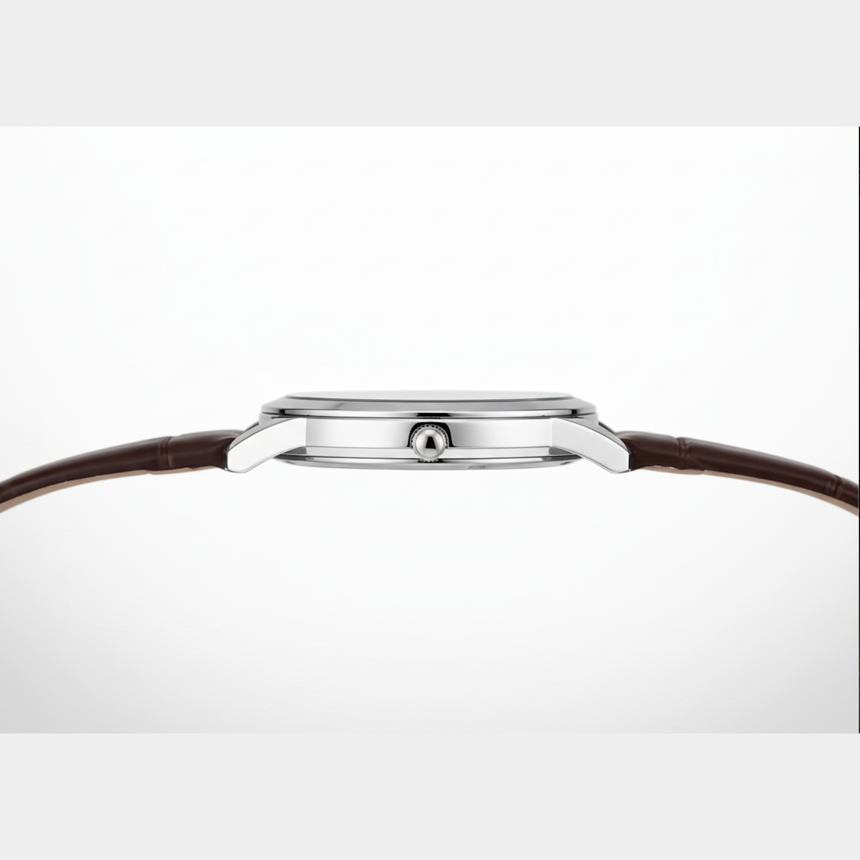 WILTON M-07 Classic Analog – Leather & Scratch-Resist