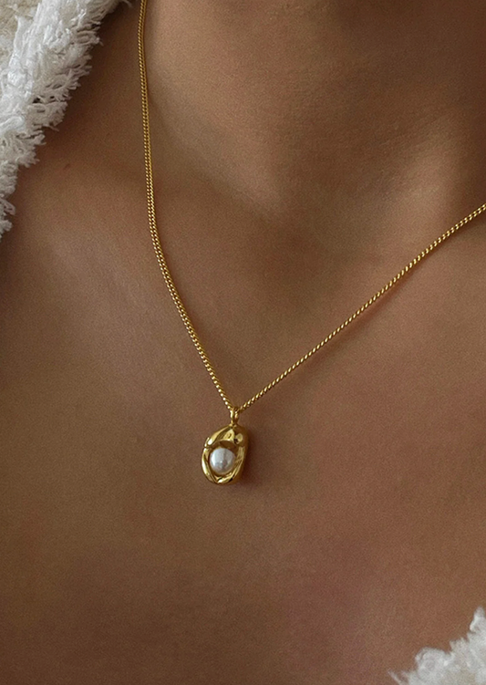BAROQUE PEARL PENDANT NECKLACE | One Size | Gold